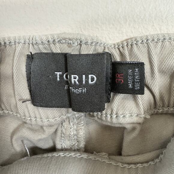 Torrid Pull-On Weekend Straight Stretch Twill Cargo Mid-Rise Pant Size 3x Khaki - Picture 11 of 11